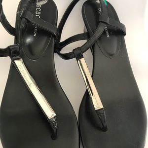 Thong sandals